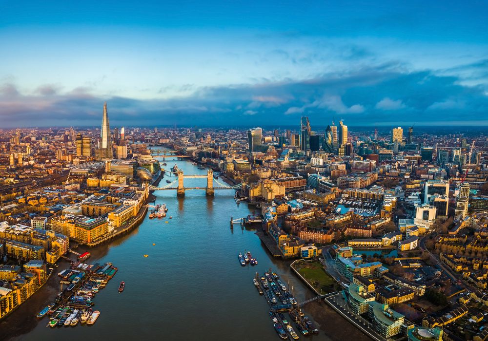 Panaromic aerial view of London on a weekend.