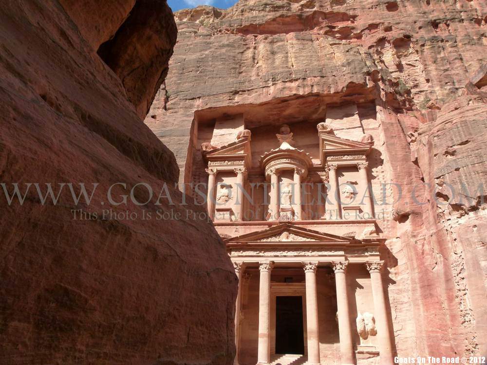 travelling jordan on a budget