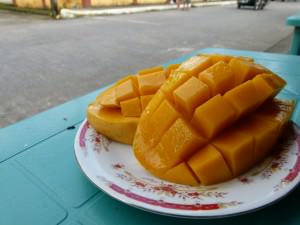 fresh mango at Bong's
