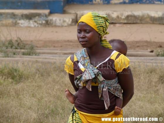 Mozambique Woman mozambique for budget backpackers