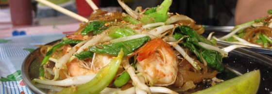 Backpacking Thailand food Delicious Pad Thai