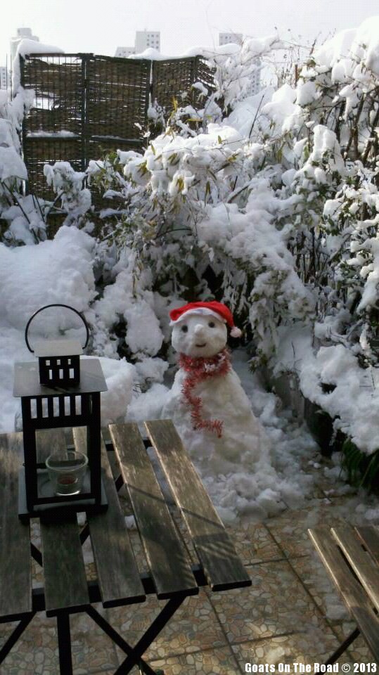 Snowmen Of Yangzhou
