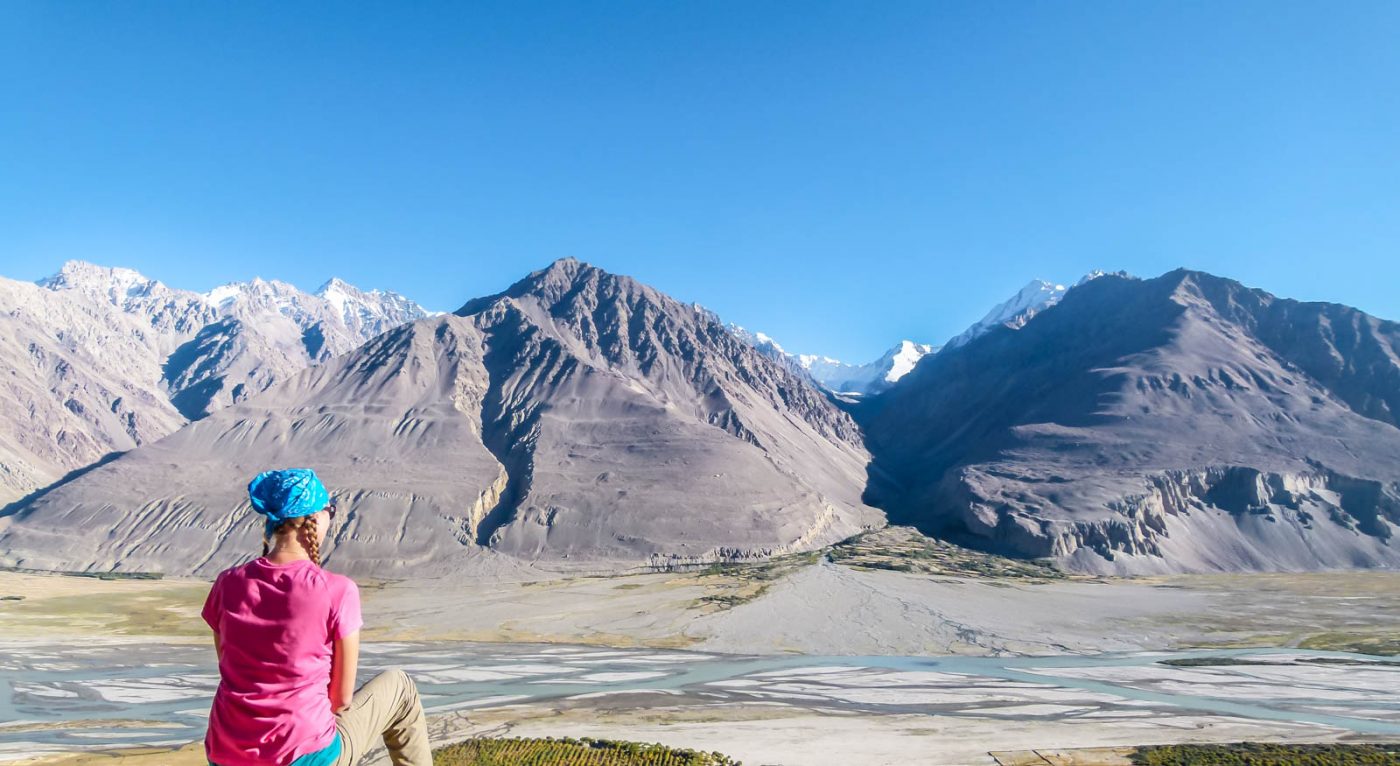 The Complete Travel Packing List For Women the-complete-travel-packing-list-for-women