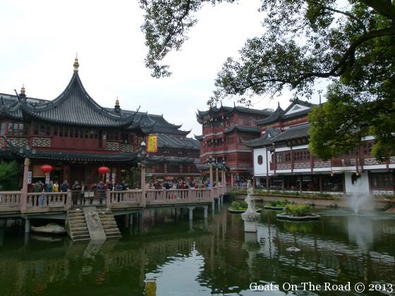 things to do in shanghai, Laocheng (Old Town) Huang Miao Area. 