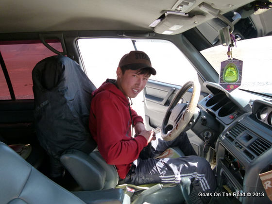pamir highway driver