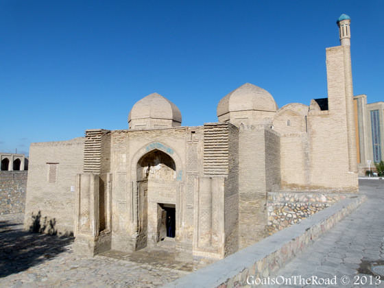 The Maghoki-Attar mosque