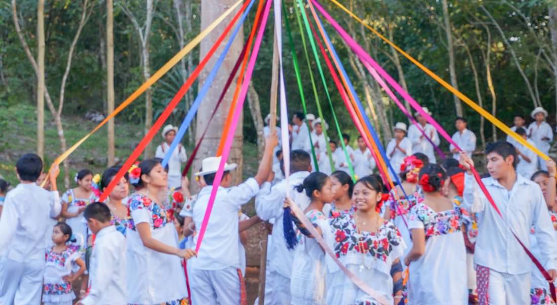 Momentos Sagrados Mayas