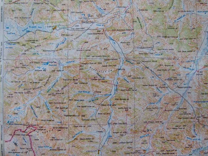 trekking in mongolia map