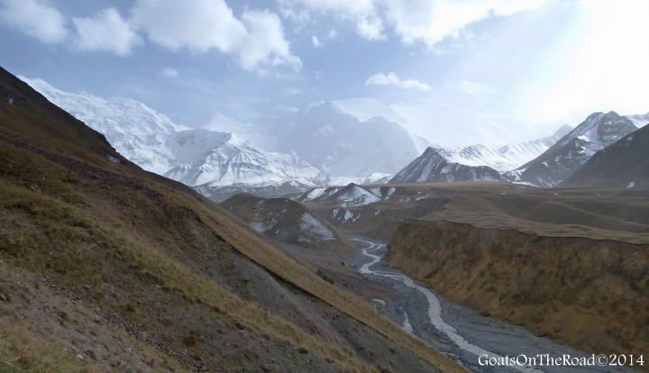 trekking peak lenin kyrgyzstan