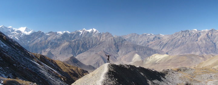 hiking in nepal