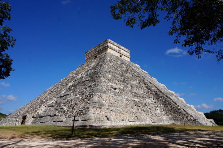 travel mexico chichen itza