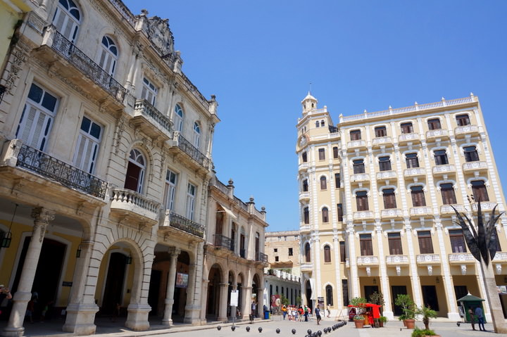 plaza vieja havana cuba