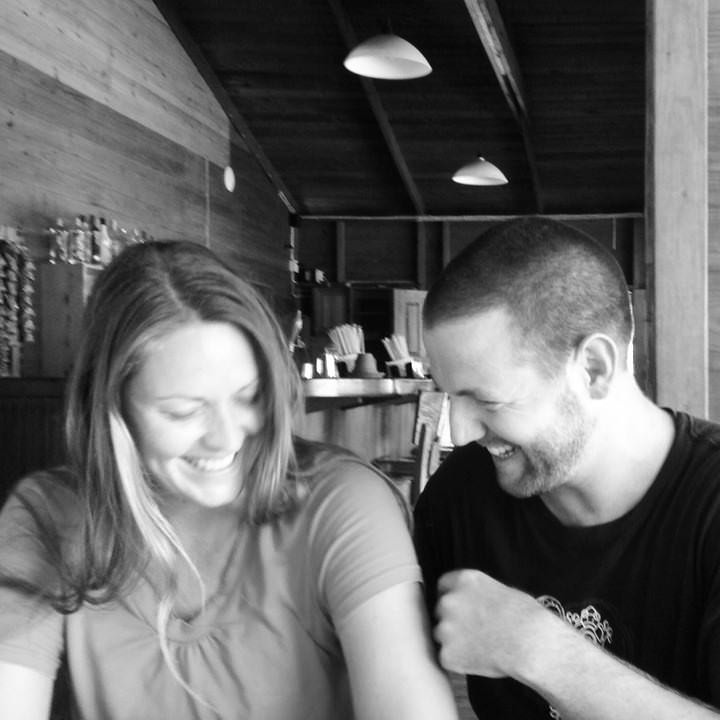 digital nomad make money