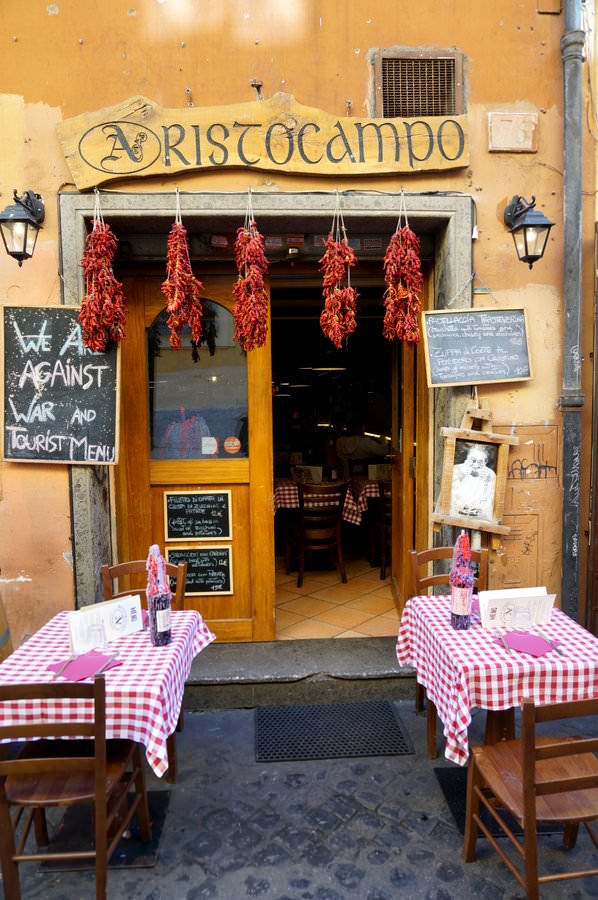 travel to italy rome restaurant in trastevere