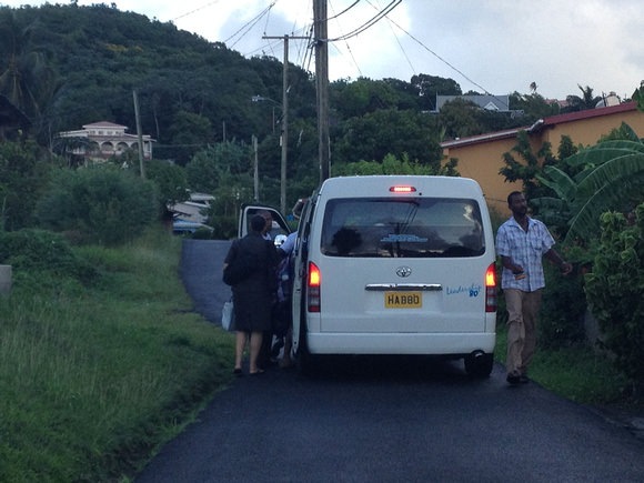 travel in grenada transportation