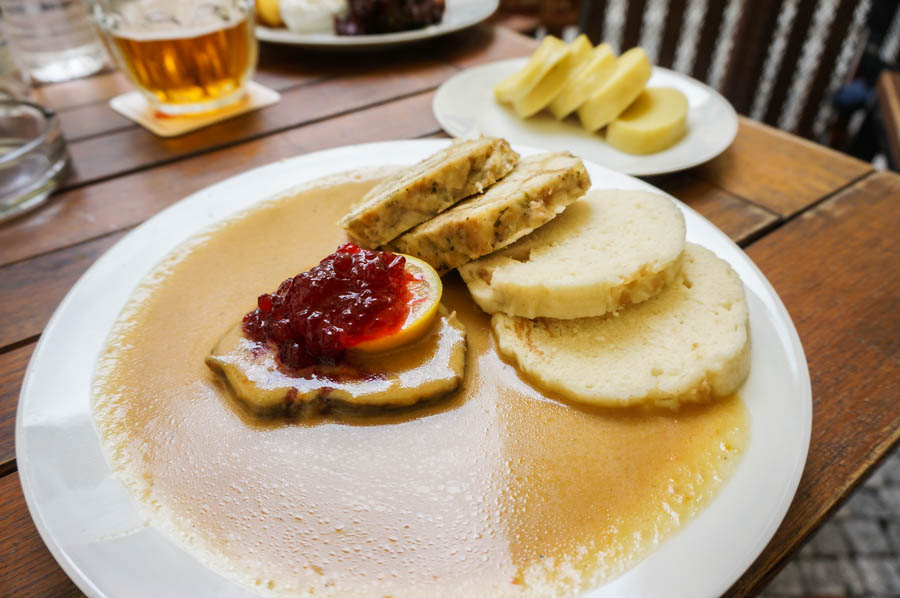 travel to prague where to eat