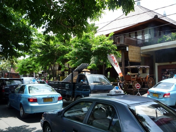 taxi in bali