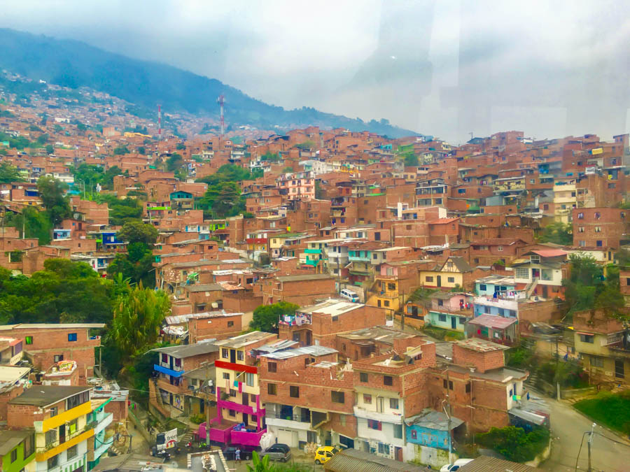 travel to medellin on the metro calbe