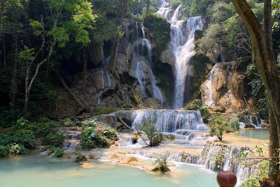 kuang si waterfall luang prabang laos