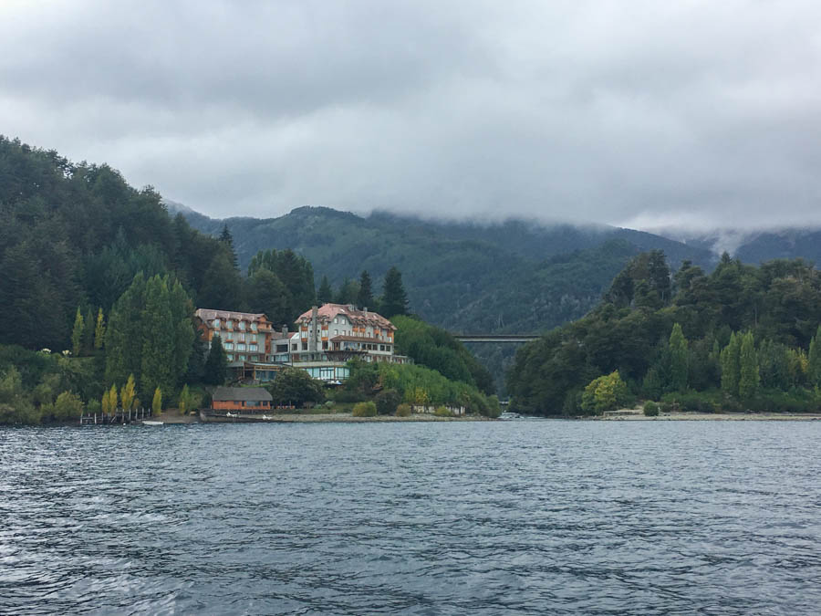 travel to villa la angostura where to stay hotel correntoso 