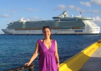 working as a guest relations officer on a cruise ship make money for travel