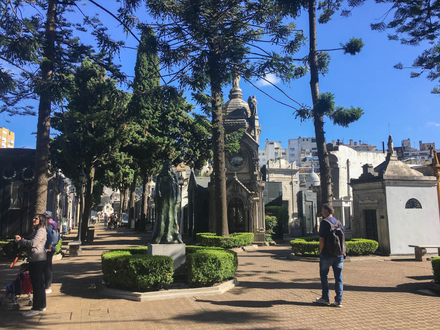 travel to buenos aires visit recoleta cemetery