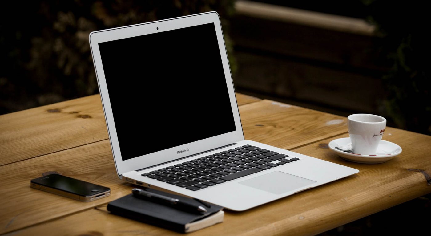 How I Make Money On The Road As A Copywriter