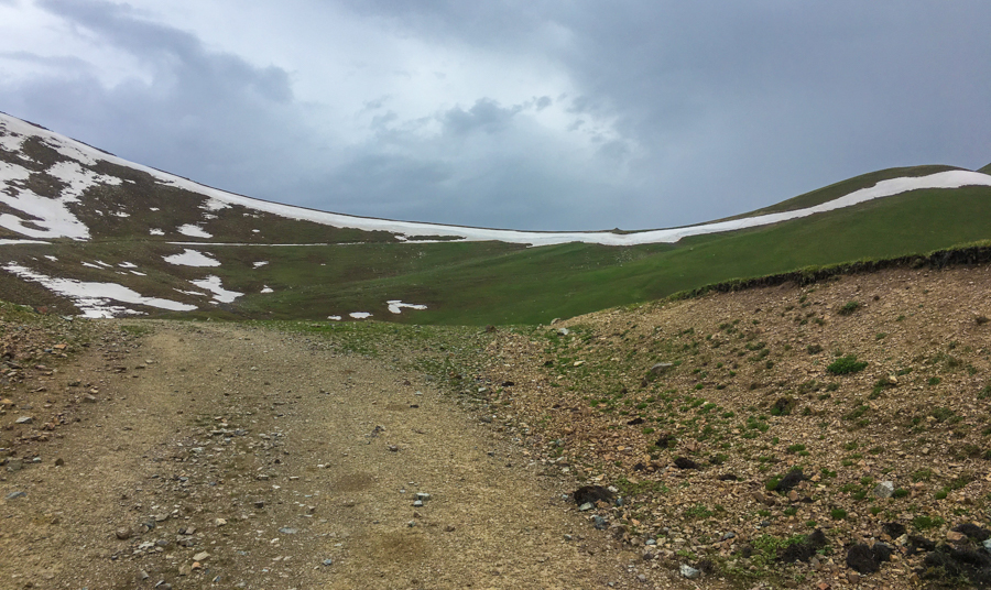 now to trek the keskenkija trail jyrgalan kyrgyzstan