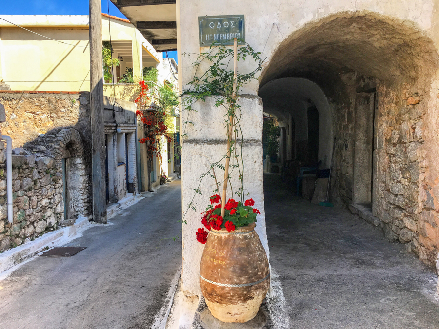 travel to olympoi village chios greece