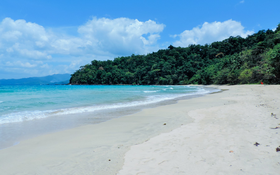 Beaches of Sabang - 10 of the best Philippines Beaches