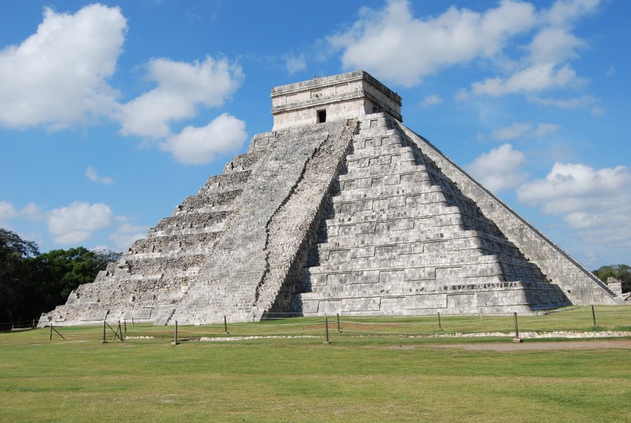 chichen itza in mexico