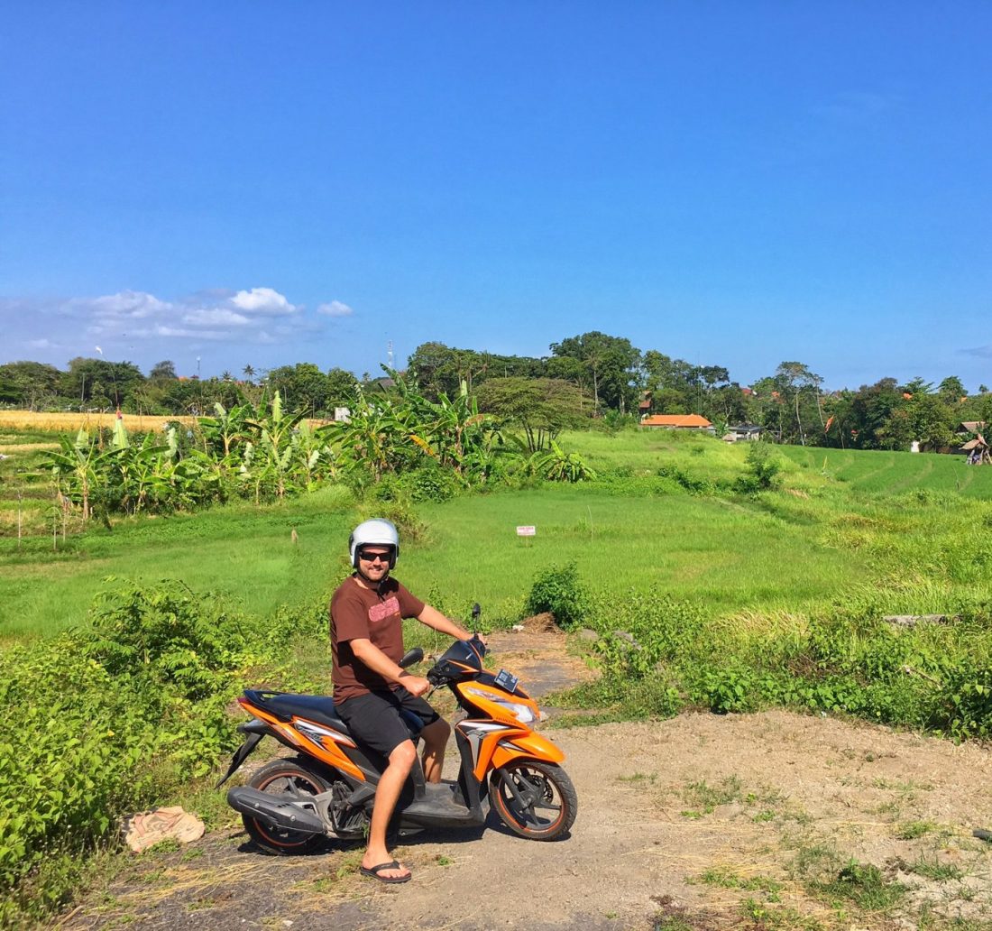 renting a motorbike in canggu bali