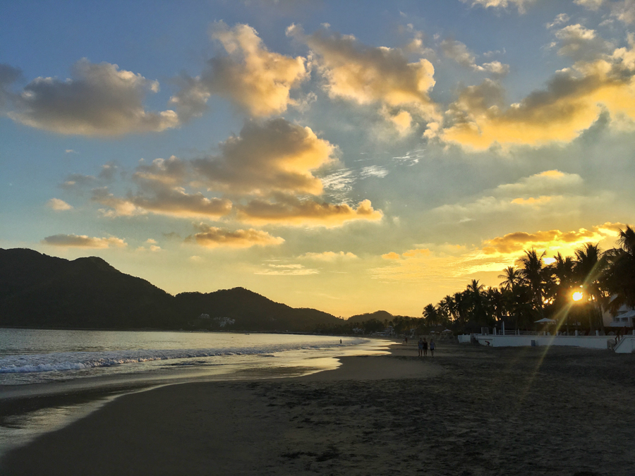 santiago bay sunset in manzanillo colima