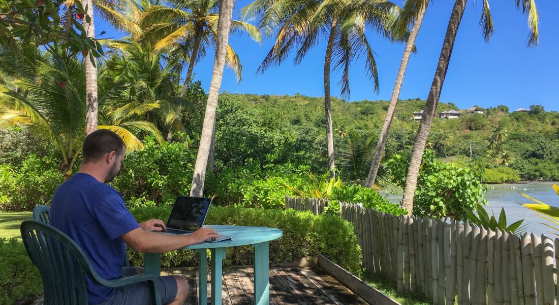 How To Start a Travel Blog - Blogging in Paradise