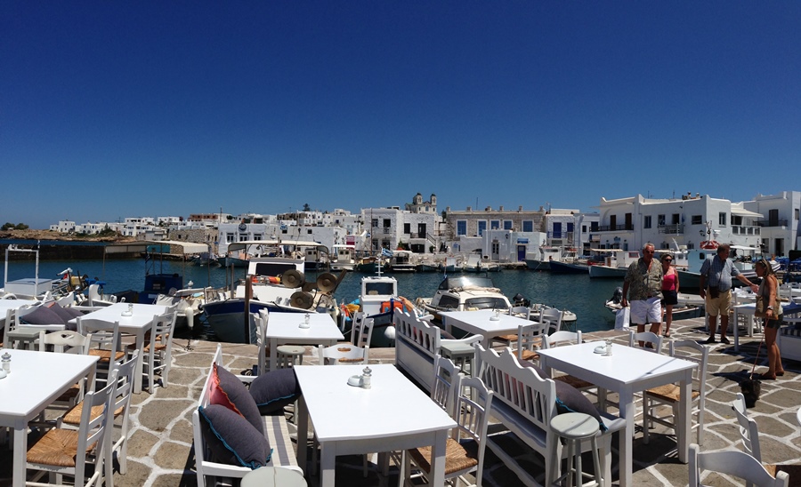 things to do in Paros greece enjoy the nightlife