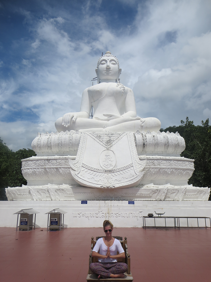 things to do in Pai visit the big white buddha