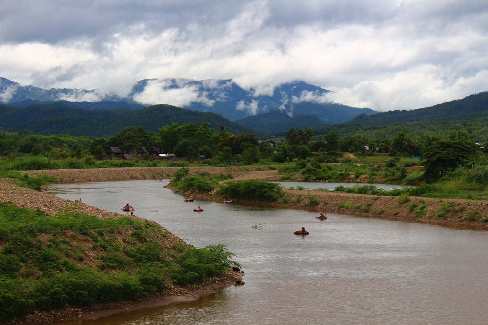 tubing pai river