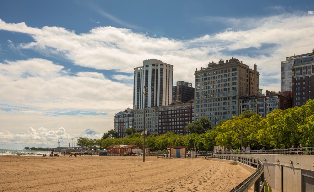 what to do in chicago the lakefront trail