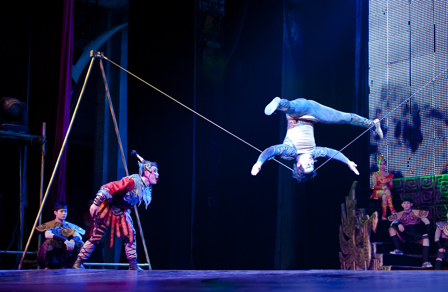 Beijing Acrobats. if youre wondering what to do in beijing, dont miss this show!