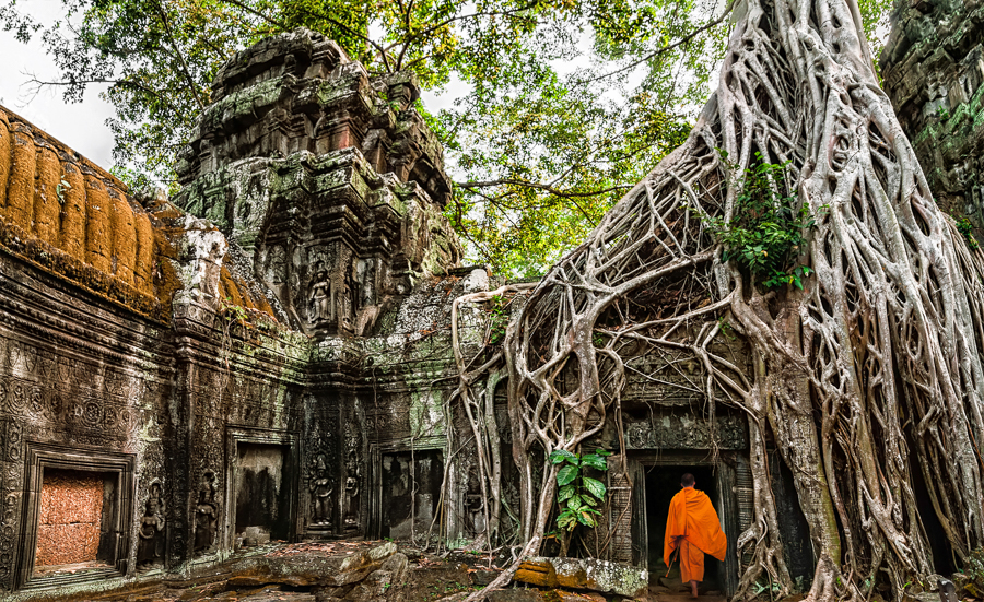 visiting angkor wat cambodia