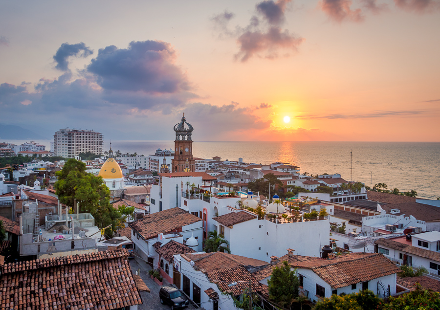 digital nomad cities in mexico puerto vallarta