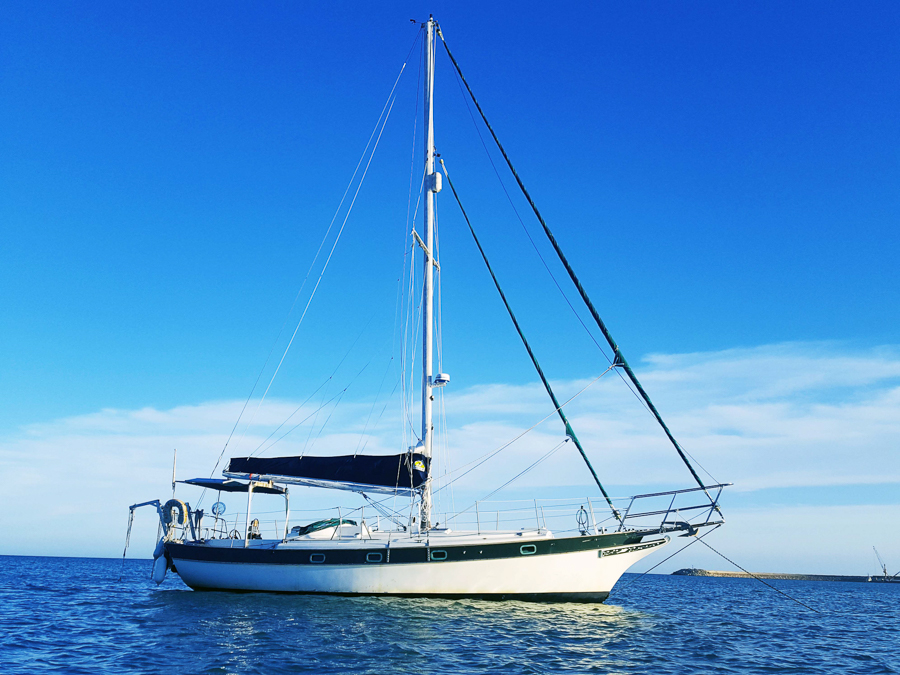 guide to living on a sailboat