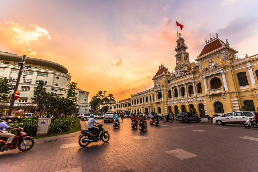 walking tours ho chi minh