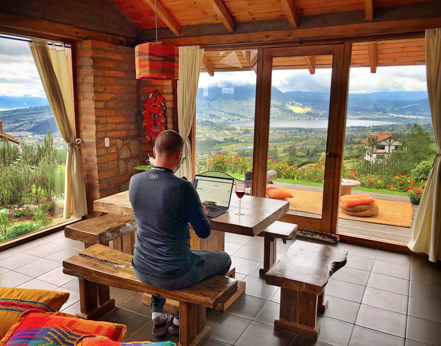 working as a digital nomad in ecuador 