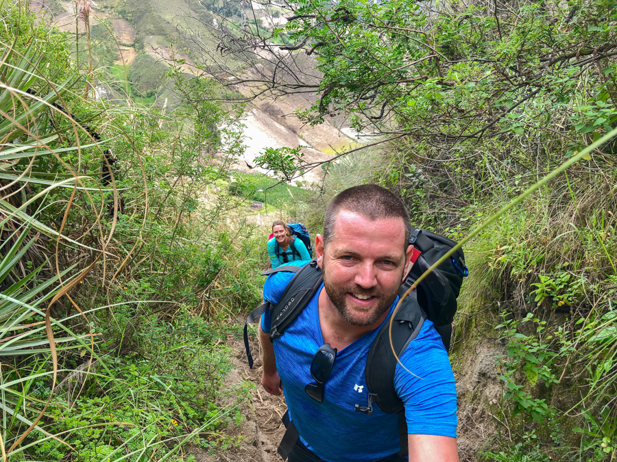 hiking quilotoa loop