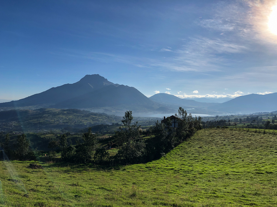 travel to otavalo ecuador