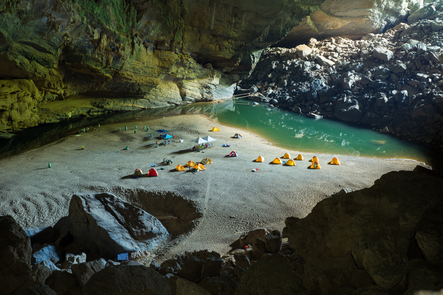 visiting caves in vietnam hang son doong