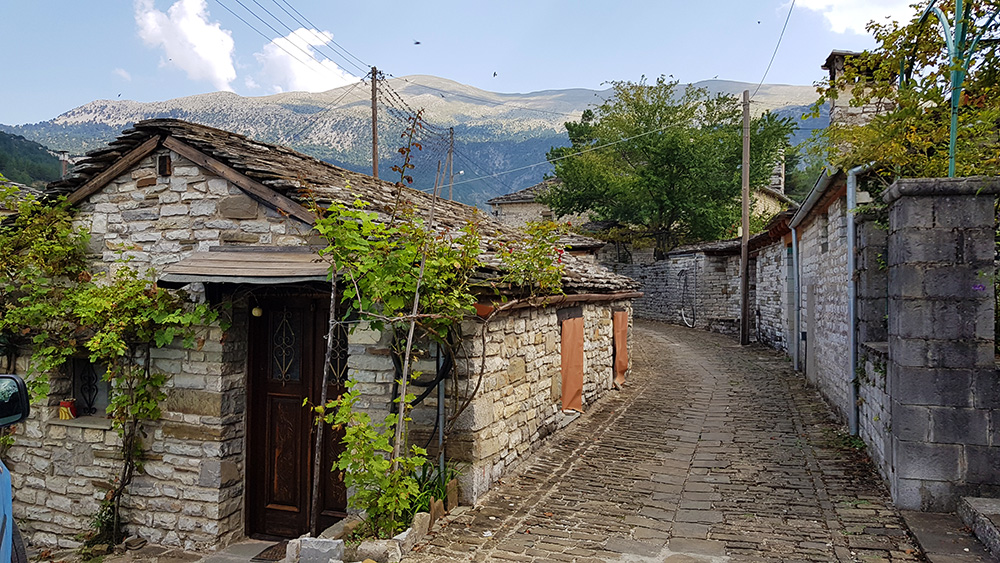 papingo village in zagori greece