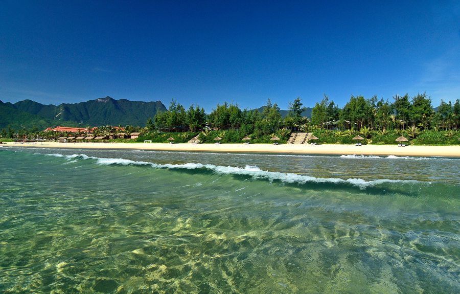 Lang Co beach in danang
