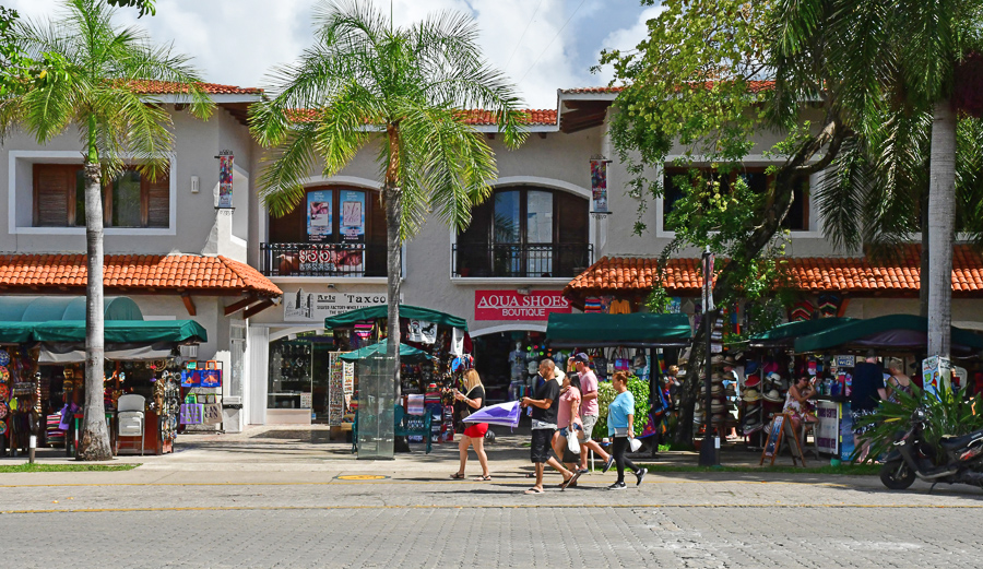 playa del carmen playacar neighbourhood